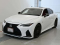 2021 Lexus IS