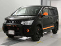 2017 Mitsubishi Delica D5