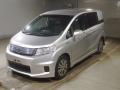 2013 Honda Freed spike hybrid