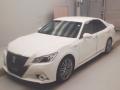2014 Toyota Crown Hybrid
