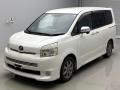 2010 Toyota Voxy