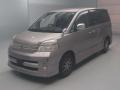 2005 Toyota Voxy