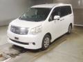 2013 Toyota Noah