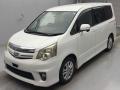 2012 Toyota Noah