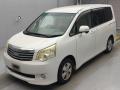 2010 Toyota Noah