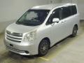 2009 Toyota Noah