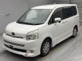 2009 Toyota Voxy