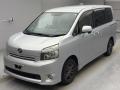 2009 Toyota Voxy