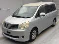 2010 Toyota Noah