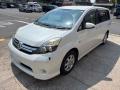 2014 Toyota Isis