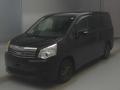 2013 Toyota Noah