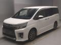 2017 Toyota Voxy