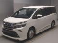 2016 Toyota Voxy