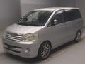 2002 Toyota Noah