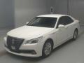 2013 Toyota Crown Hybrid