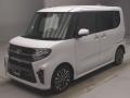 2022 Daihatsu Tanto Custom