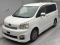 2013 Toyota Voxy