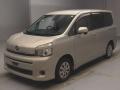 2010 Toyota Voxy