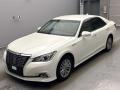 2016 Toyota Crown Hybrid