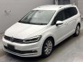 2017 Volkswagen Golf Touran