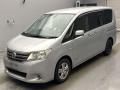 2013 Nissan Serena