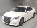 2013 Toyota Crown Hybrid