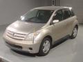 2002 Toyota IST