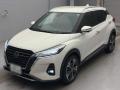 2022 Nissan KIX