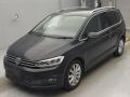 2017 Volkswagen Golf Touran