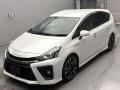 2016 Toyota Prius alpha