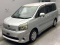 2007 Toyota Voxy