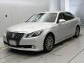 2017 Toyota Crown Majesta