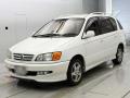 2000 Toyota Ipsum