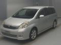 2005 Toyota Isis