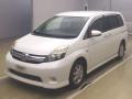 2015 Toyota Isis