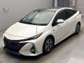 2019 Toyota Prius PHV