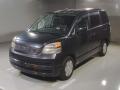 2004 Toyota Voxy