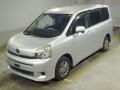 2011 Toyota Voxy