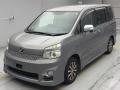2013 Toyota Voxy