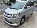 2007 Toyota Noah