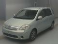 2004 Toyota Raum