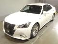 2013 Toyota Crown Hybrid
