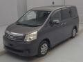 2012 Toyota Noah