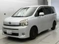 2012 Toyota Voxy