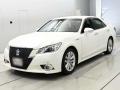 2013 Toyota Crown Hybrid