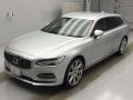 2017 Volvo V90