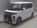 2023 Daihatsu Tanto Custom