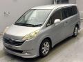 2005 Honda Step WGN