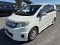 2012 Honda Freed spike hybrid