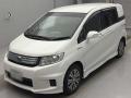 2012 Honda Freed spike hybrid